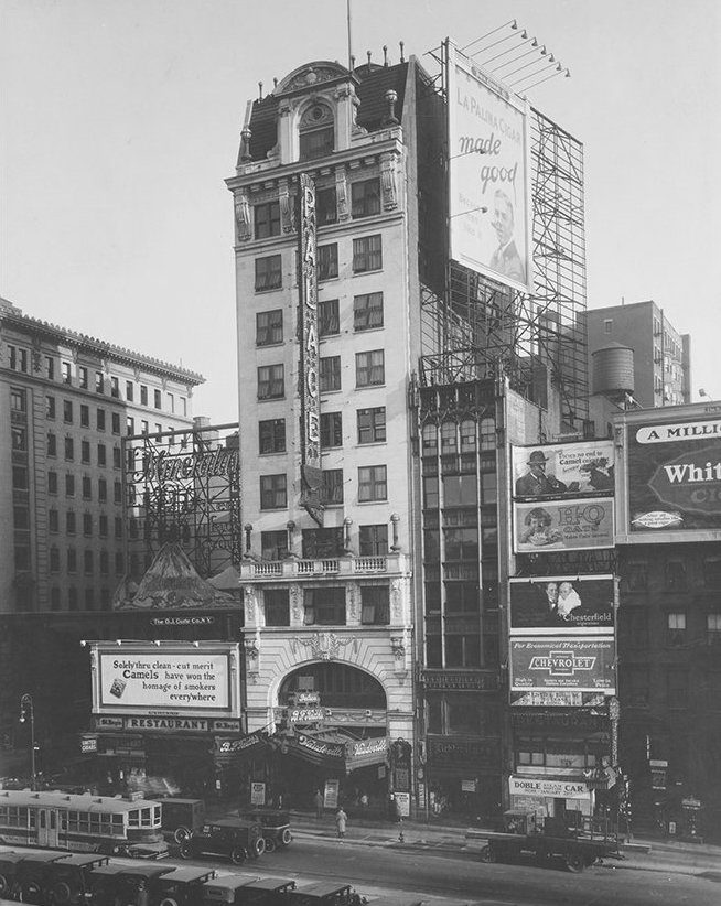 The Palace Theatre building on Seventh Avenue between 46th and 47th Streets in Manhattan, an early twentieth-century photograph
