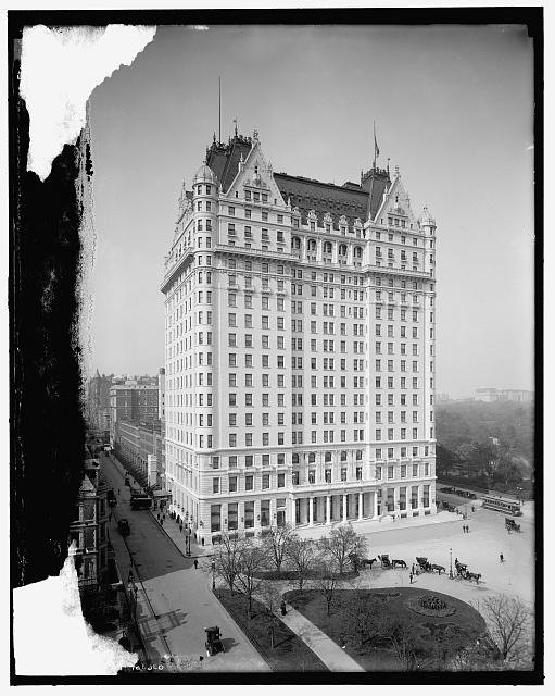 The Plaza Hotel around 1907, the year it opened.