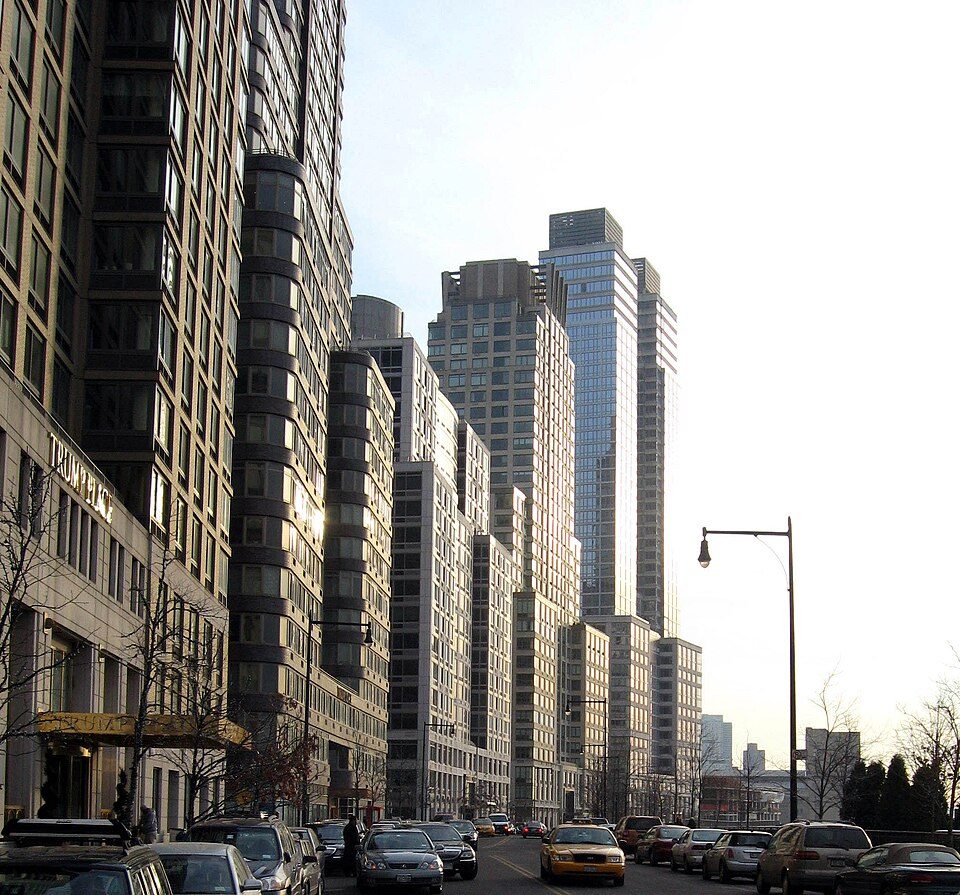 Riverside Boulevard on the Upper West Side with the row of Trump Place towers, photographed by Jim.henderson